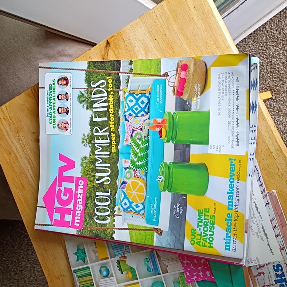 HGTV Magazine Collection - Picture 4 of 6